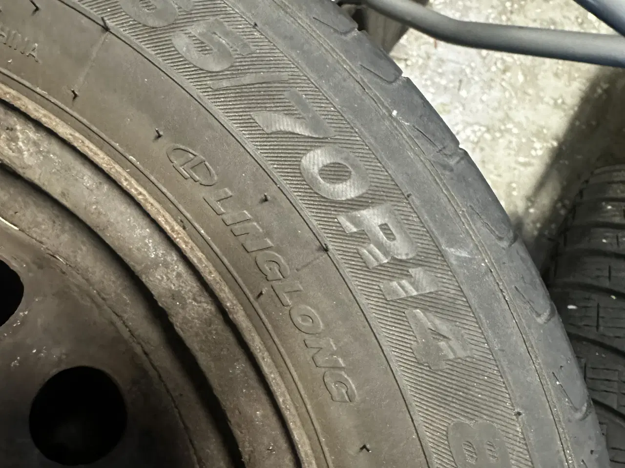 Billede 5 - 2 x sommer hjul vw up