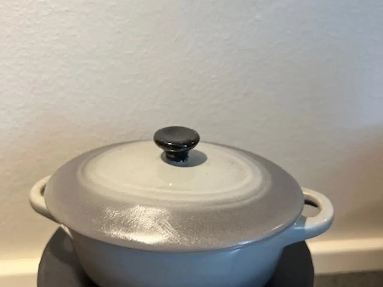 Billede 1 - Elegant Butlers Minigryde i Grå Stentøj - L 14 cm