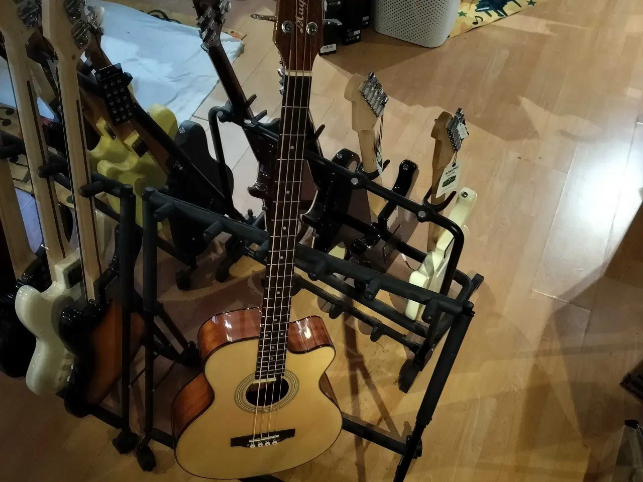 Billede 5 - Akustisk Bas med pickup og taske