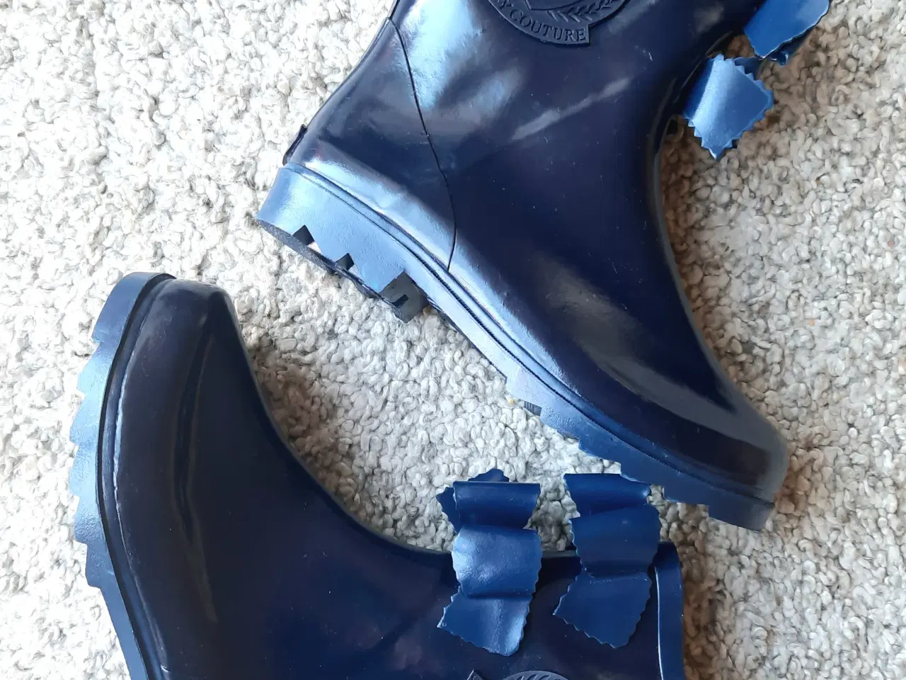 Billede 2 - Lækre nye gummistøvler, fra Juicy Couture