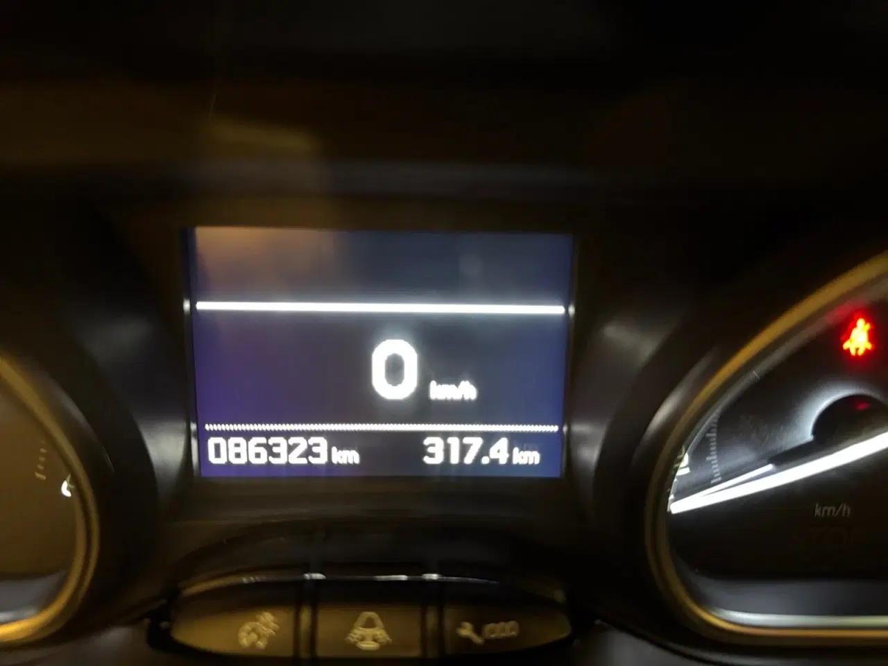 Billede 7 - Peugeot 2008 1,6 BlueHDi 100 Allure Sky