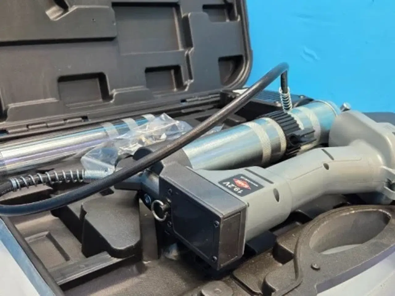 Billede 4 - Fedtpresse Accu DIKF720-C1