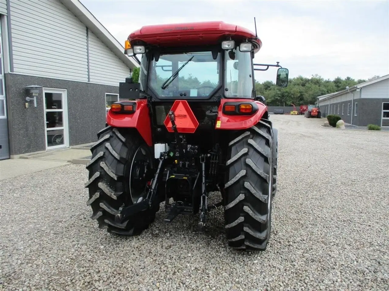 Billede 15 - Case IH Farmall 85A Med frontlæsser