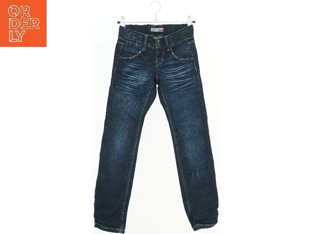 Billede 1 - Mørkeblå jeans med nitter fra Name It (str. 128)