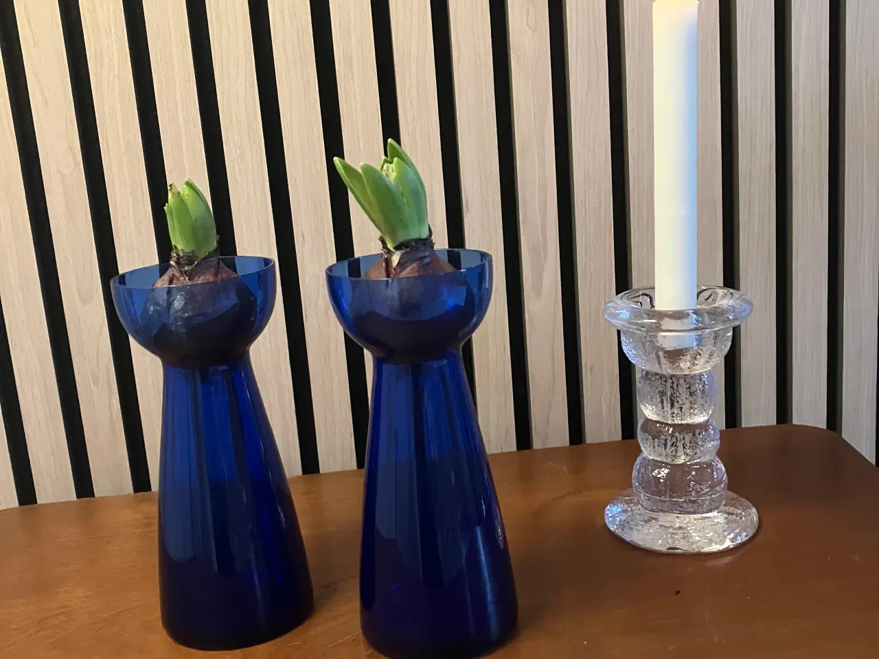 Billede 1 - Hyacintglas i blå og rød.