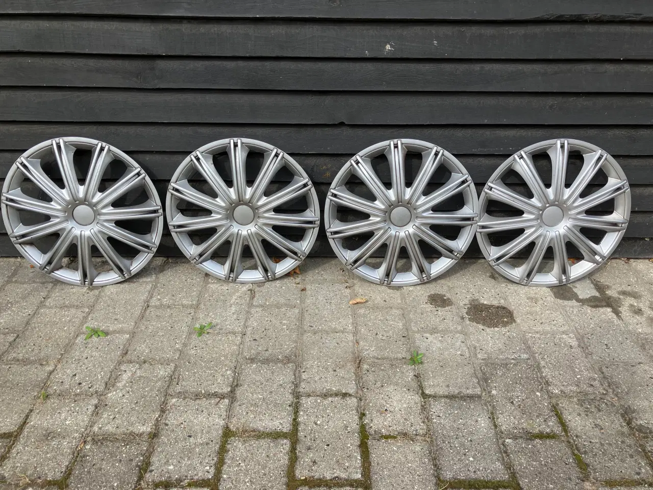 Billede 1 - Hjulkapsler 15”