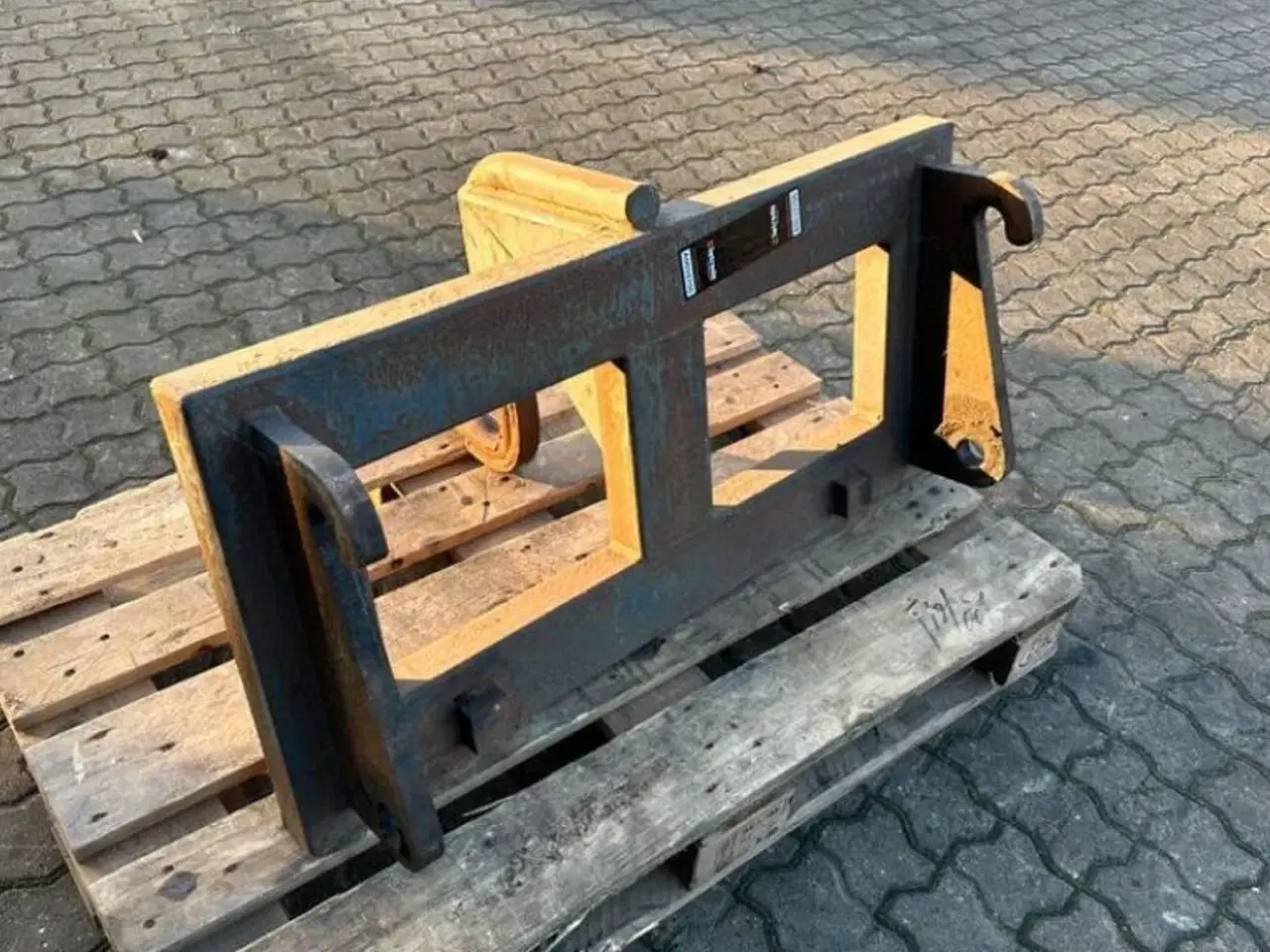 Billede 5 - - - - Sække løfter