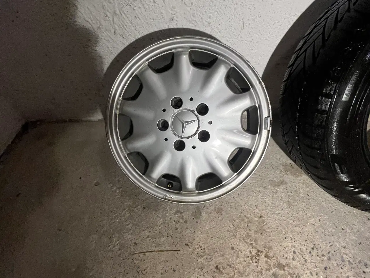 Billede 1 - Alufælge 195/65/15 