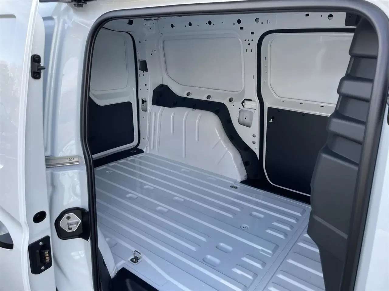 Billede 9 - Ford Transit Connect 1,5 PHEV Trend aut. lang