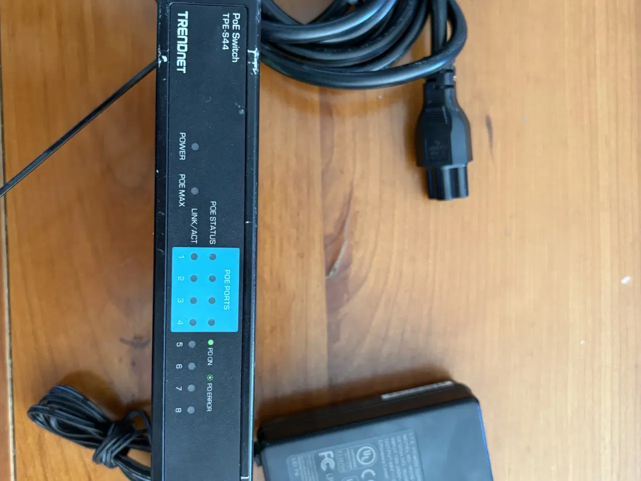Billede 2 - Trendnet 8 ports switch heraf 4 PoE ports