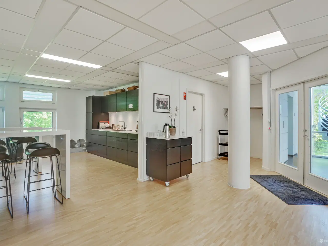 Billede 19 - Lyse og moderne kontorlokaler med rå kant