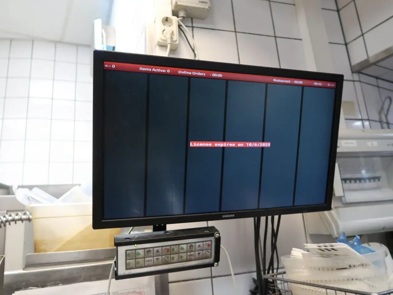 Billede 3 - Computerskærm SAMSUNG med betjeningspanel