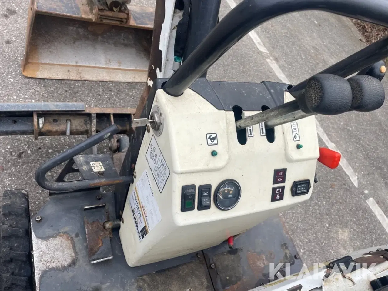 Billede 10 - Gravemaskine Bobcat E10 med Tiltfunktion