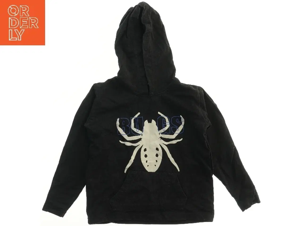 Billede 2 - Sort hættetrøje med edderkop-design fra Mads & Mette (str. 110)