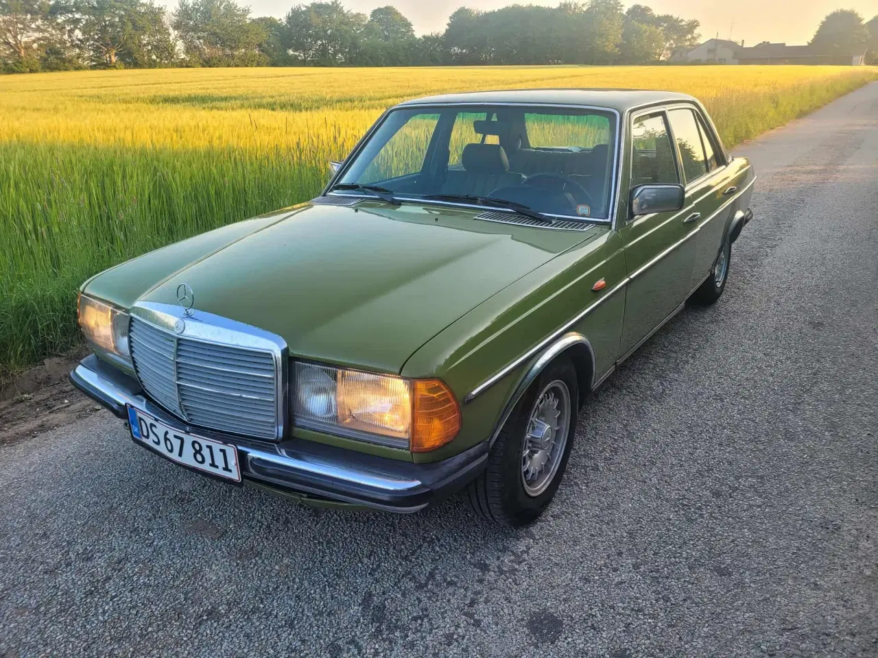 Billede 9 - Mercedes W123 240D