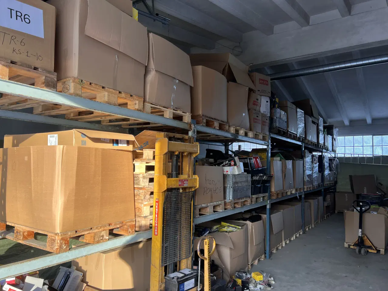 Billede 1 - Auto Resevedele lager sælges 55 palller