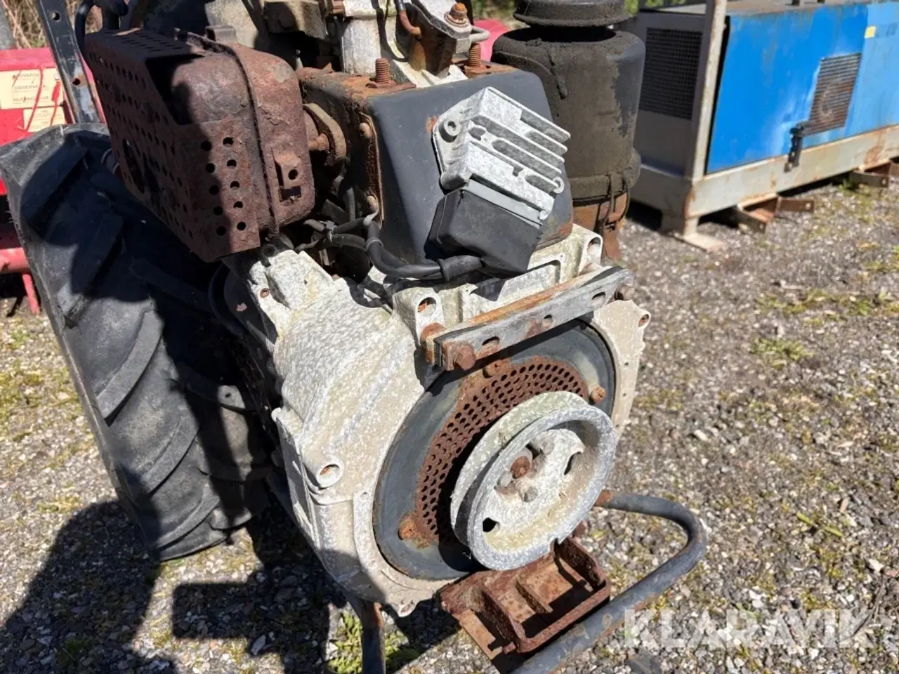 Billede 12 - Redskabsbærer Goldini 140 AB2 - Diesel - med stenrive og kost