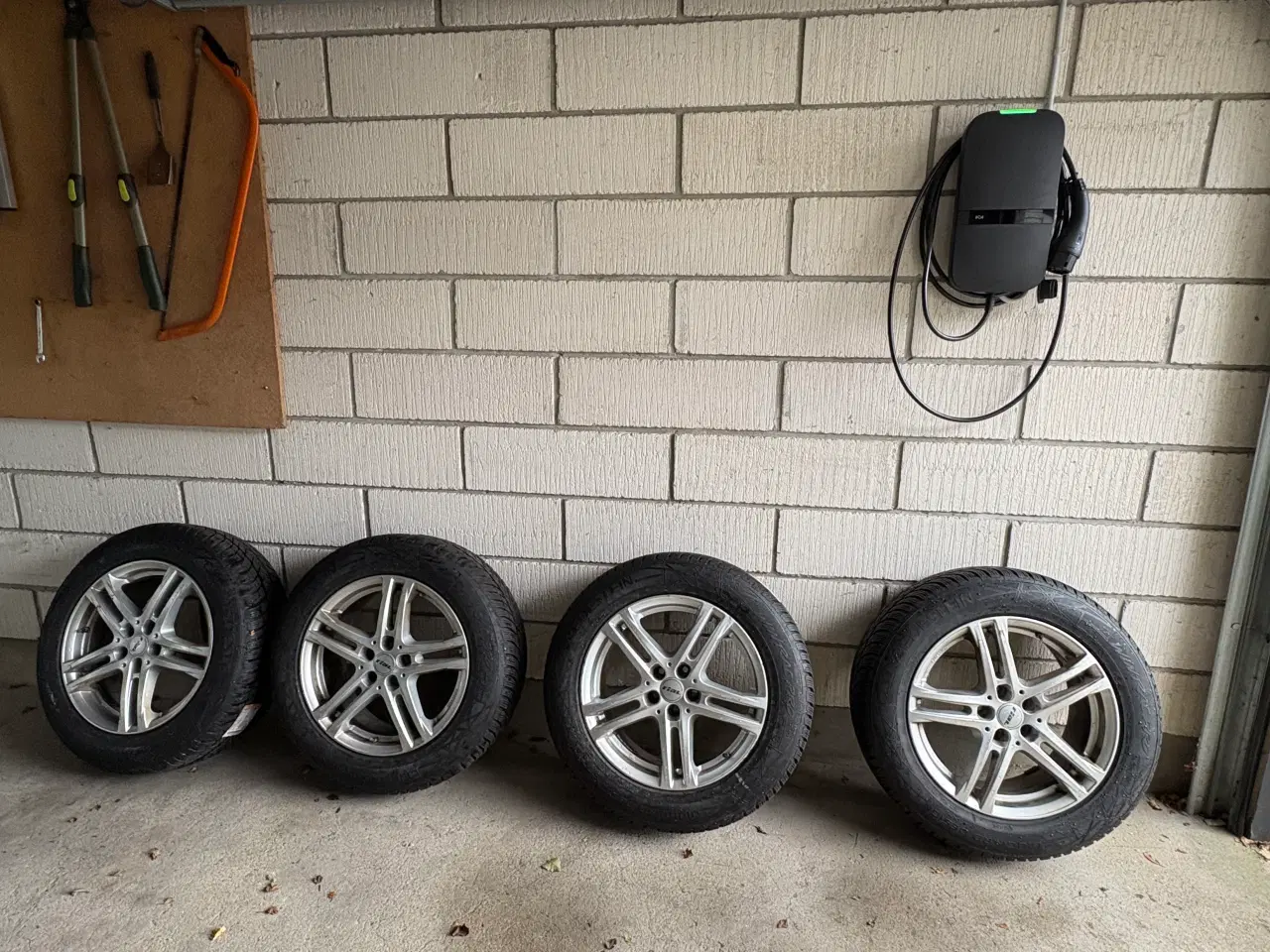 Billede 3 - Vinterdæk på alufælge