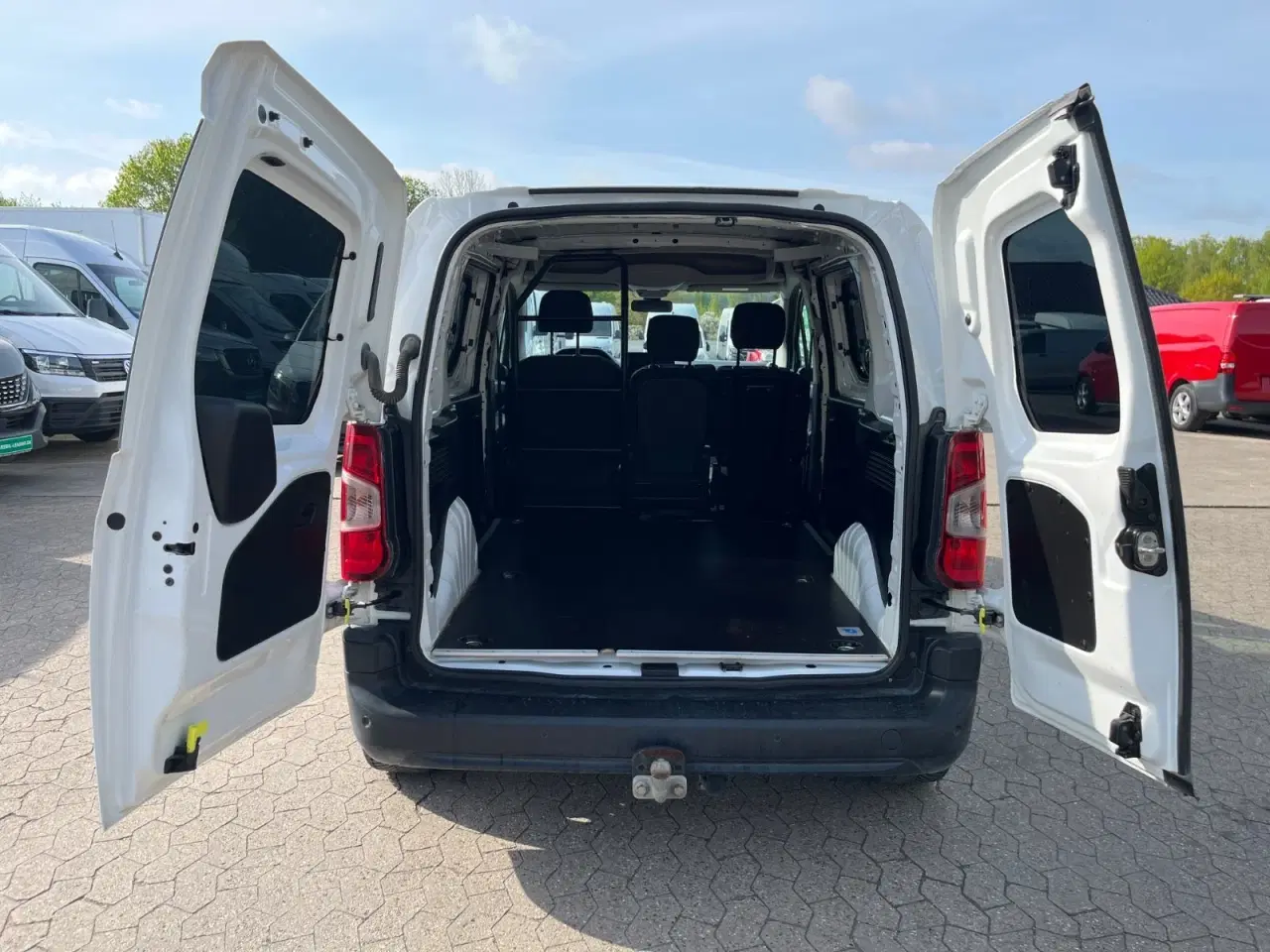 Billede 17 - Peugeot Partner 1,5 BlueHDi 130 L1V1 Plus EAT8 Van