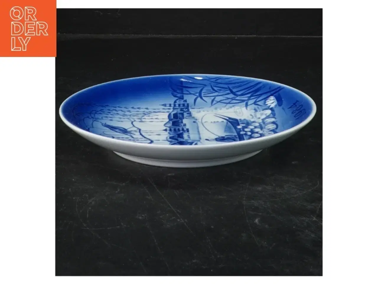 Billede 2 - H.C. Andersen Juleplatte 1984 fra Desiree (str. Ø 19 cm)