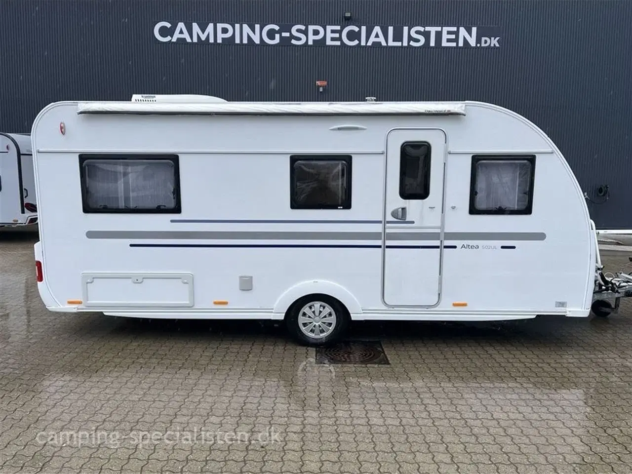 Billede 1 - 2019 - Adria Altea 502 UL   Adria Altea 502 UL 2019 - på vej ind hos Camping-Specialisten.dk