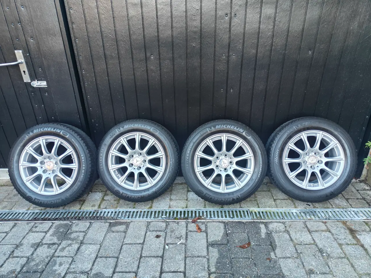 Billede 3 - 5x112 Mercedes fælge 16" Michelin vinterdæk 2300kr