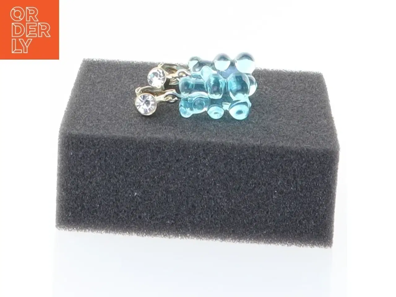 Billede 6 - Øreringe med blå bamsefigurer (str. 1,5 cm)