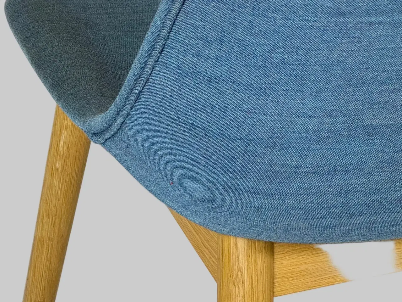 Billede 6 - Muuto Fiber Lounge Stol – Blå/Eg Stel