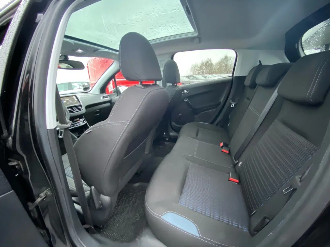 Billede 9 - Peugeot 208 1,2 VTi Supreme 82HK 5d