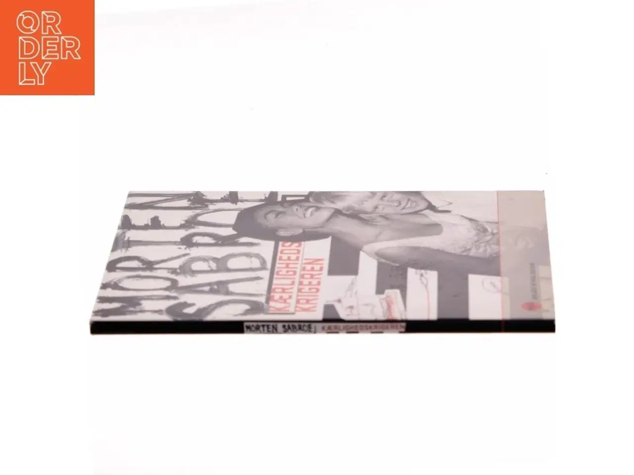 Billede 2 - Kærlighedskriger af Morten Sabroe (Lydbog))