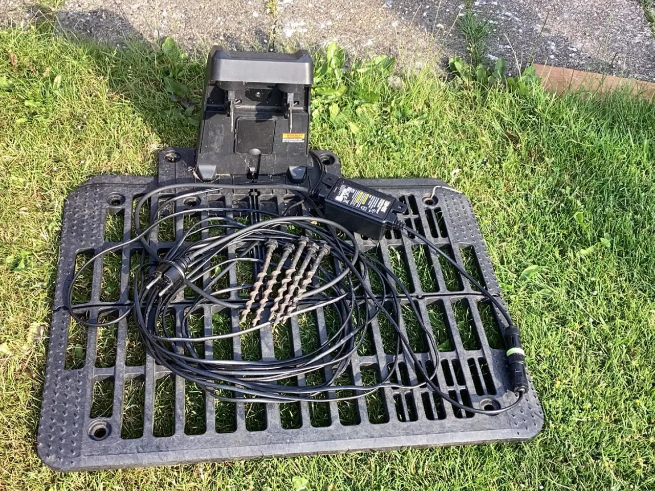 Billede 3 - Robot Plæneklipper. Landxcape LX835.