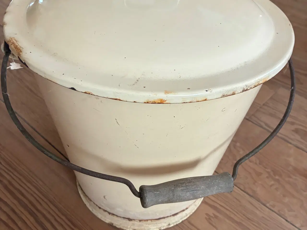 Billede 1 - Antik metalspand 15 liter med låg og træhank