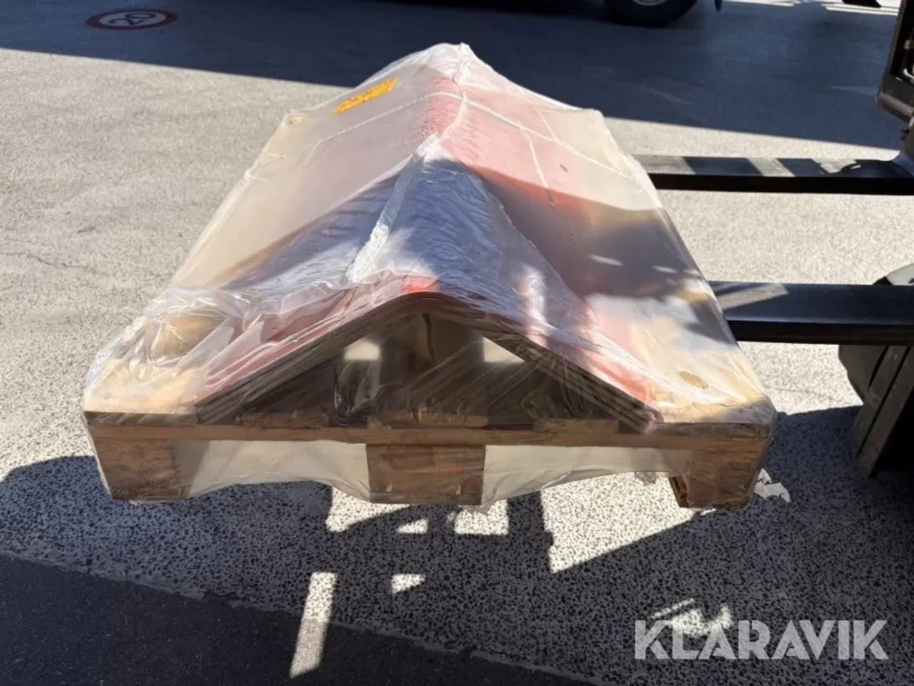 Billede 1 - Rygningssten Swisspearl 35 grader rød 30 styk