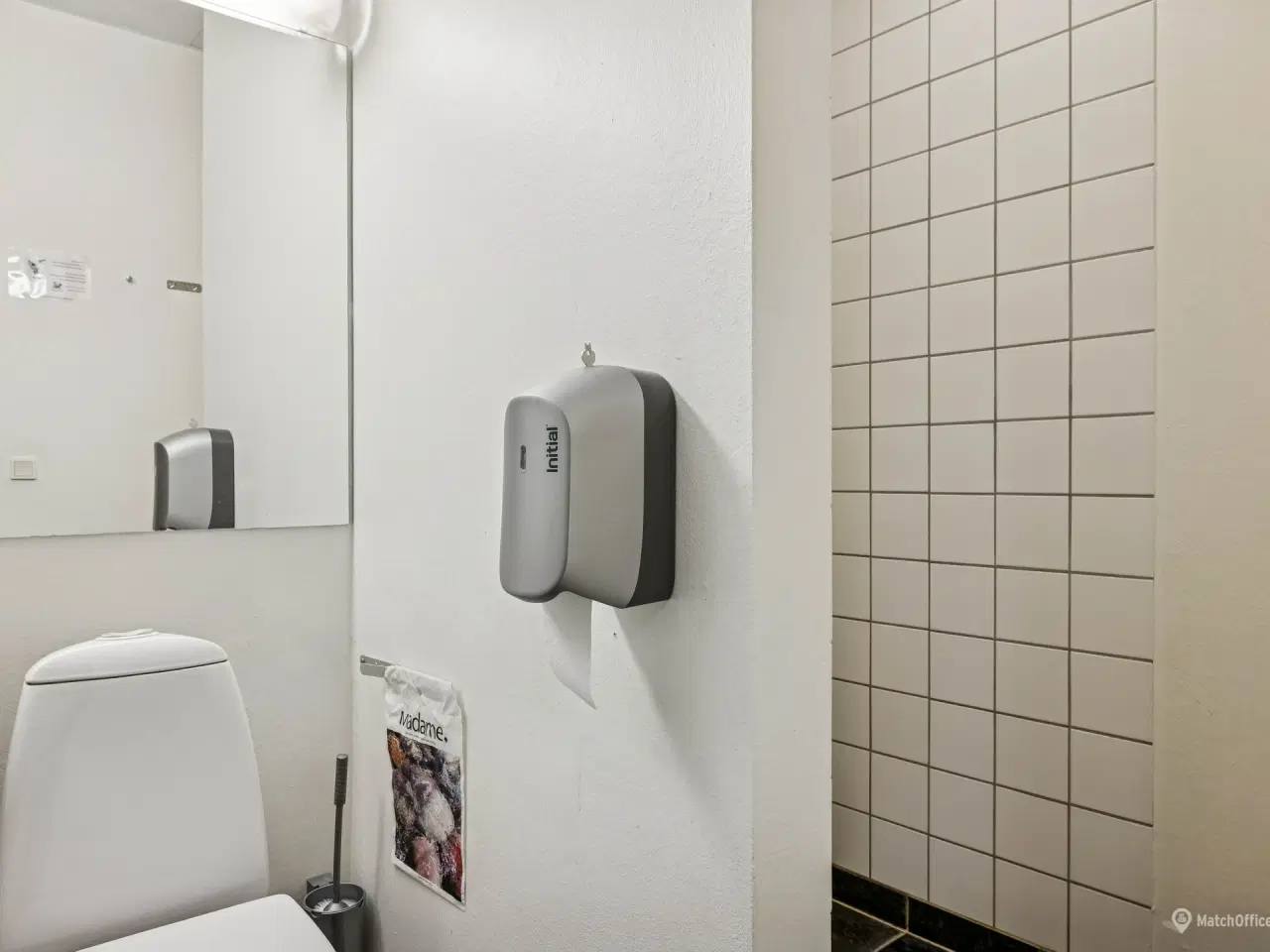 Billede 29 - Rummelig lagerejendom beliggende i Odense med direkte adgang til E20 Fynske Motorvej