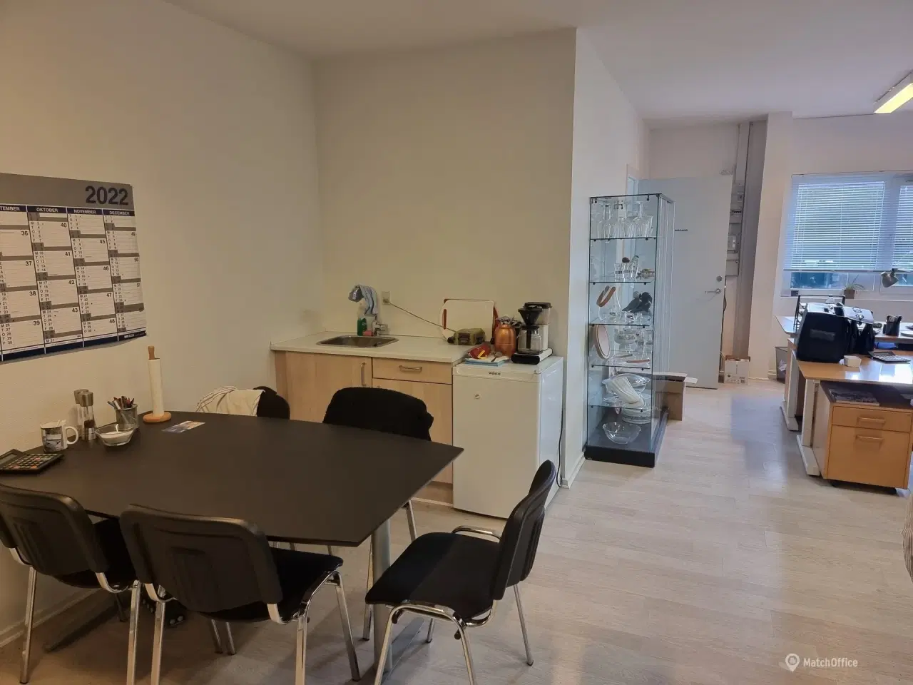 Billede 5 - Lager med kontor