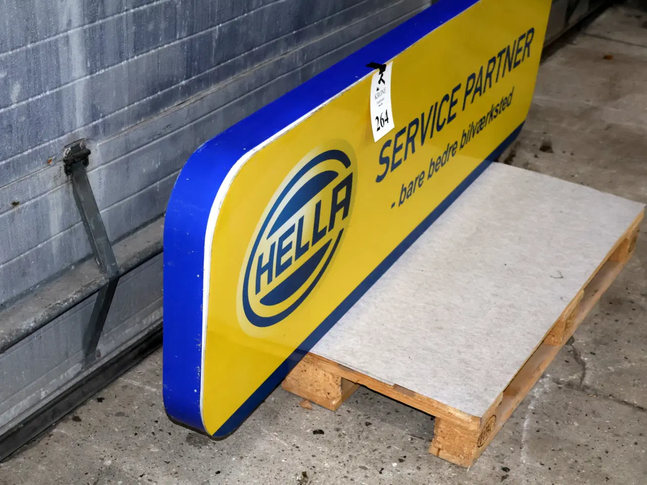 Billede 3 - Hella lysskilt ca 200*59cm