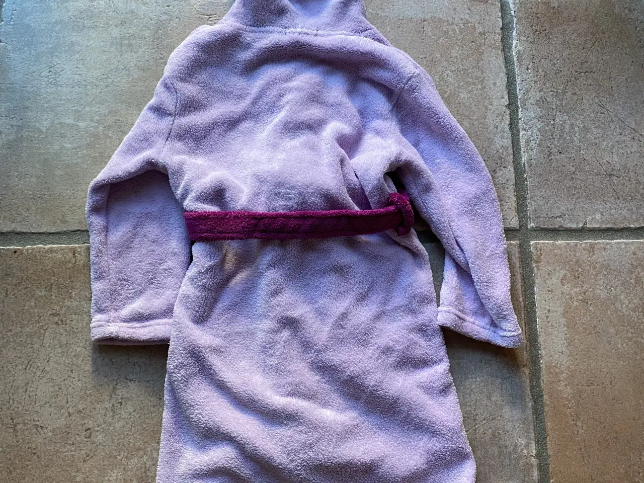 Billede 13 -  tshirt,  træningsbukser, badedragt