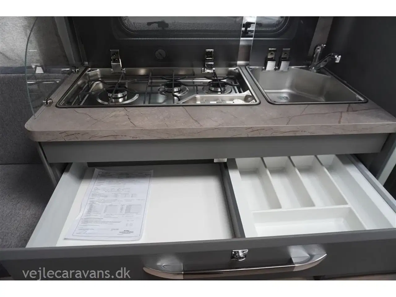 Billede 11 - 2026 - Hobby De Luxe 460 UFe