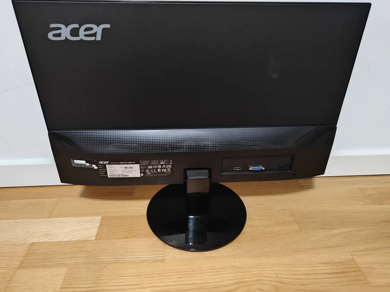 Billede 3 - 24" Full HD-skærm fra Acer, fladskærm