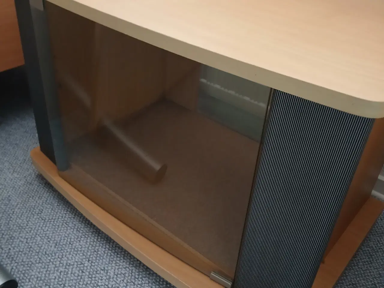 Billede 1 - TV Bord med glaslåge