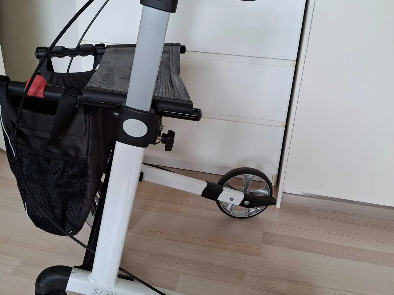 Billede 4 - Rollator fabrikat Server