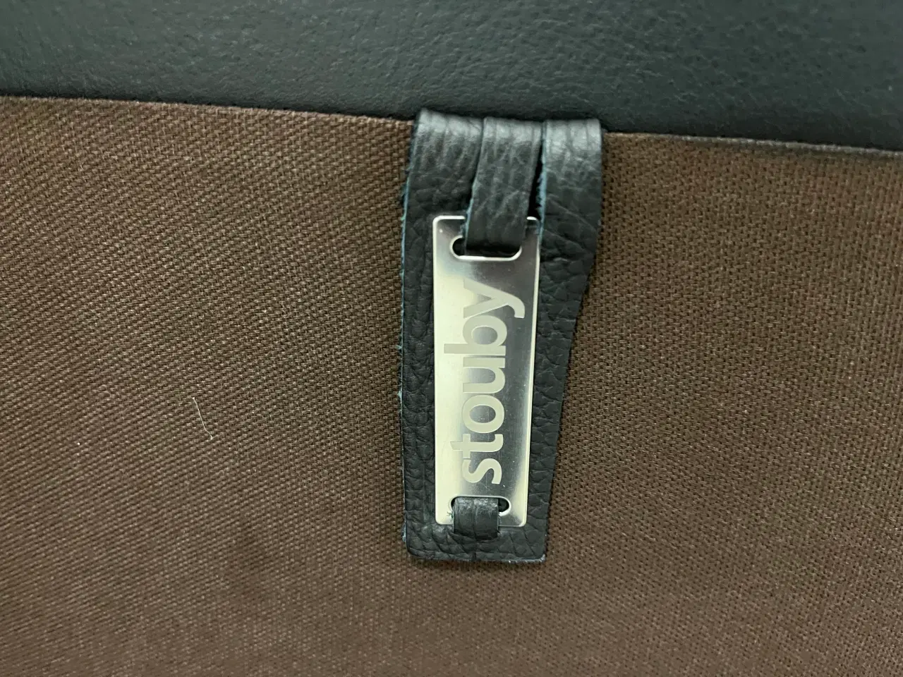 Billede 8 - Stouby Eva 2 Oers.Sofa i sort semianilin læder.