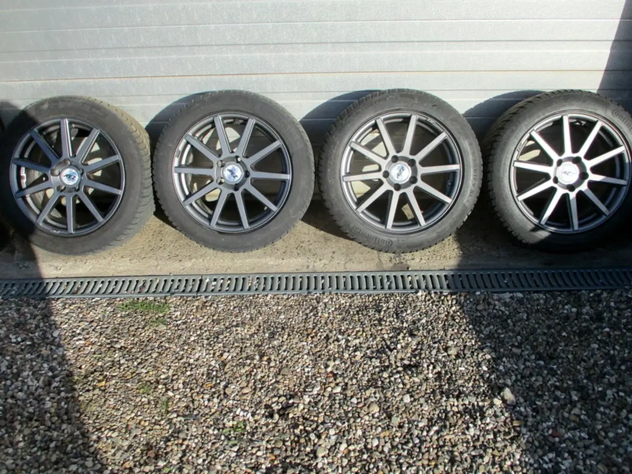 Billede 1 - 17" AEZ 5X115 ET40 nav70 225/50/17" vinterdæk