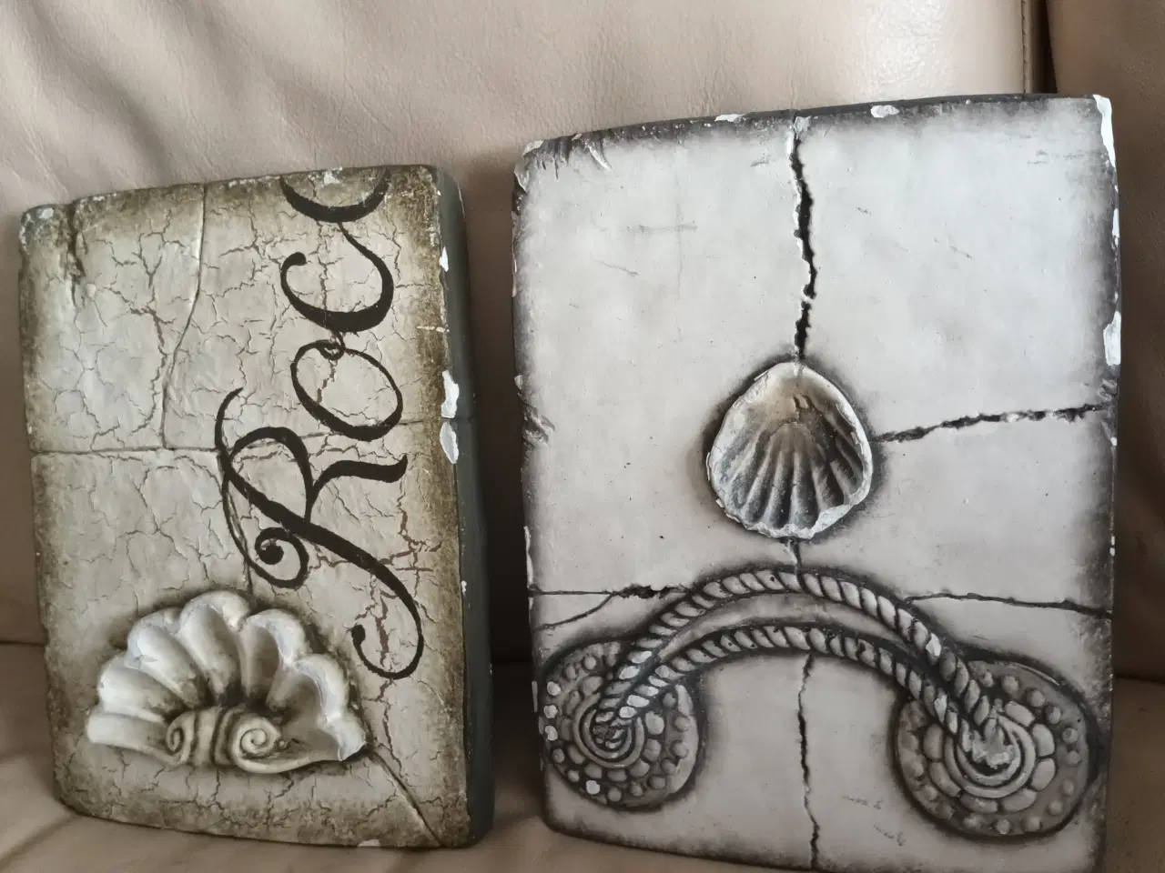 Billede 1 - 2 FLOTTE RELIEFFER 14X19 CM FRA  LONG ISLAND LIVIN