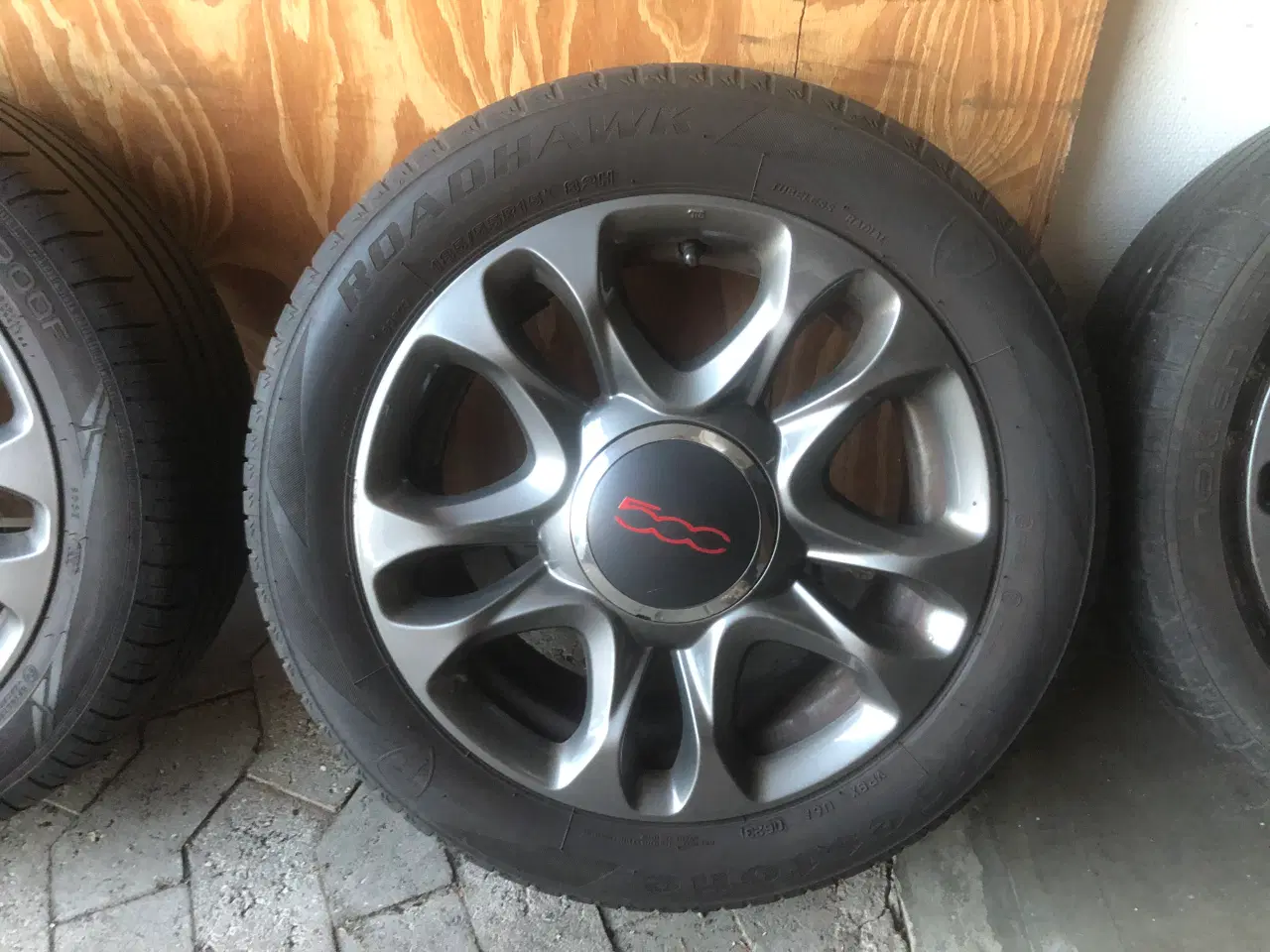 Billede 4 - Originale Fiat 500 Sport fælge & sommerdæk