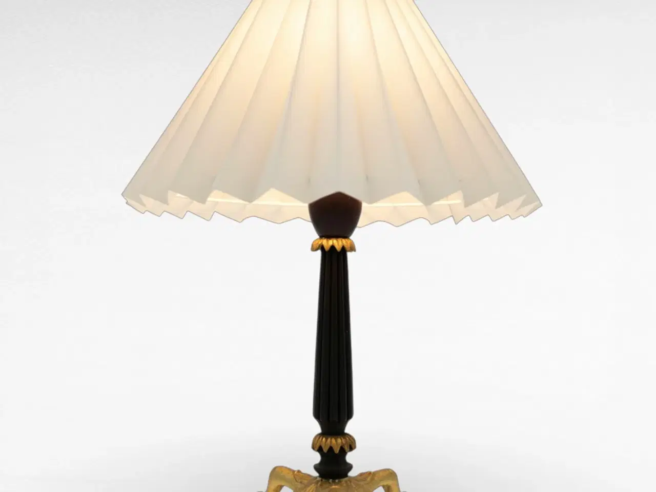 Billede 3 - Sort bordlampe m. guld treben, ca. 1940–60