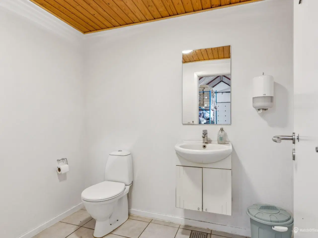 Billede 2 - Erhvervslejemål på 1.140 m² med lager og kontor