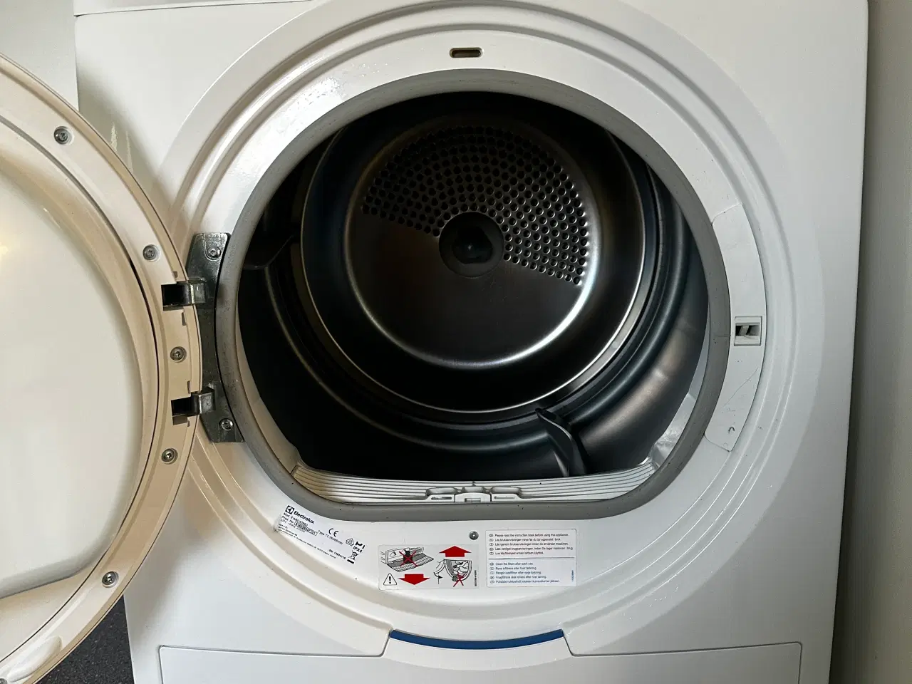 Billede 3 - Electrolux PerfectCare 600 tørretumbler Kondens