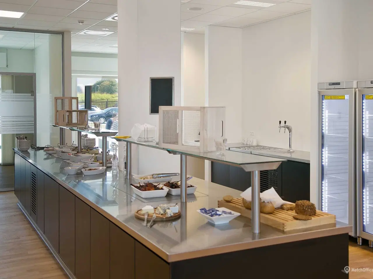 Billede 2 - Lejemål med skøn beliggenhed i Søborg