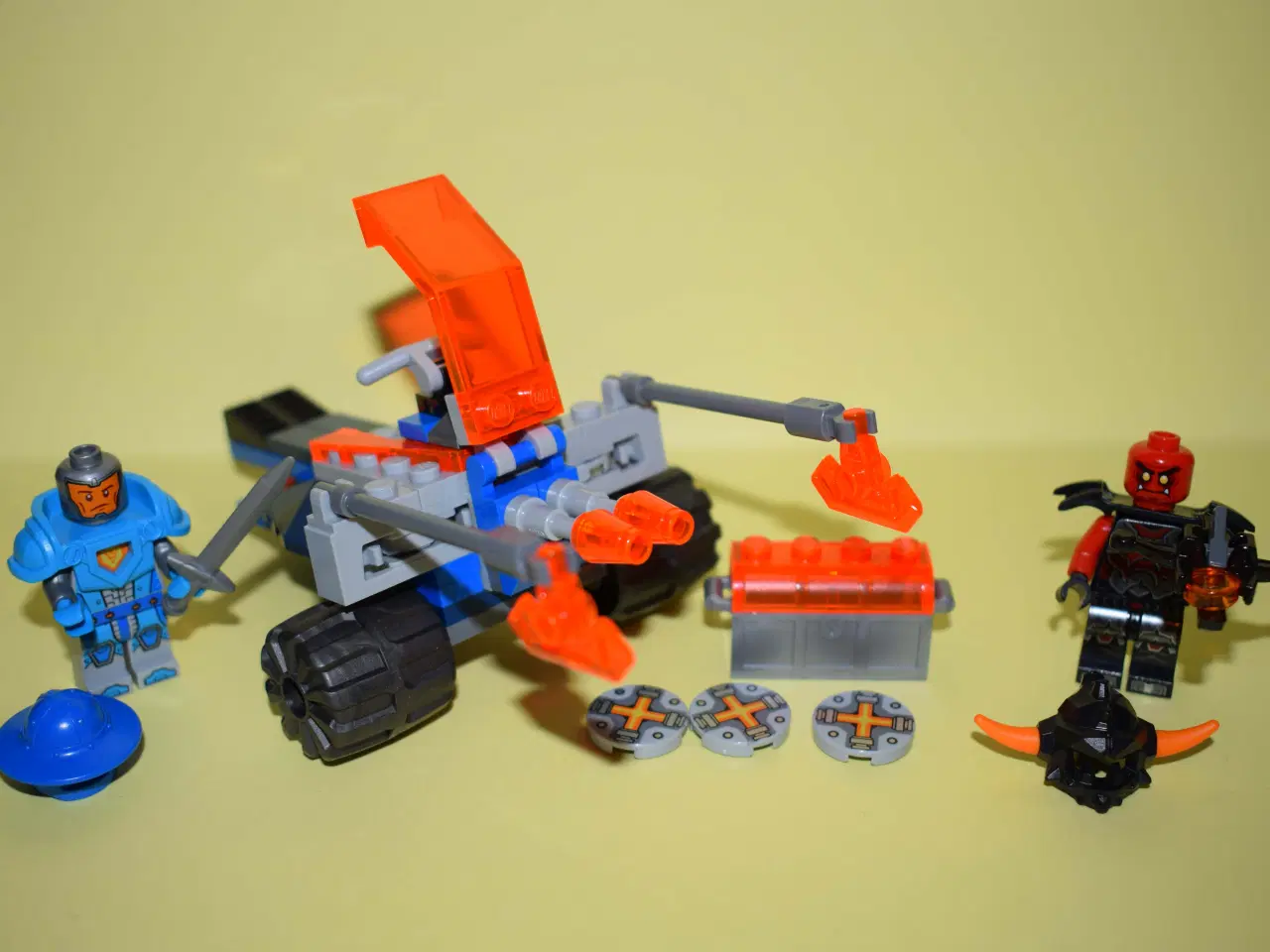 Billede 2 - Lego Nexo Knights, 4 forskellige sæt